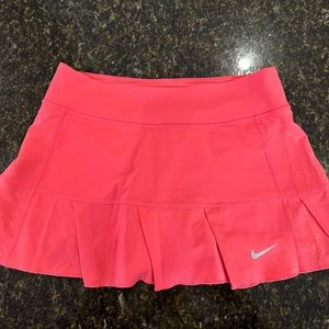 Nike tennis skirt. Size Small.